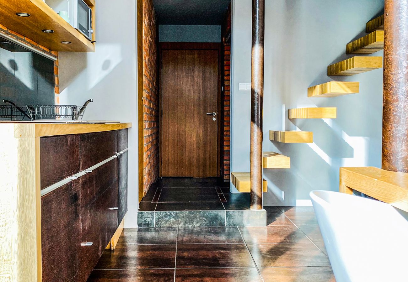 Studio in Kraków - Beautiful Apartment with Patio & A/C, Old Town I, Zwierzyniecka