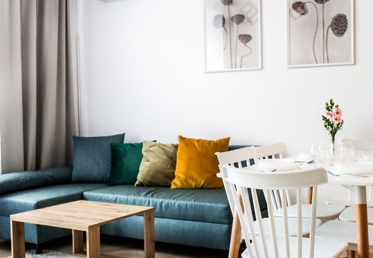 Ferienwohnung in Kraków - Large Apartment for 8 guests with AC, Old Town I, Krakowska