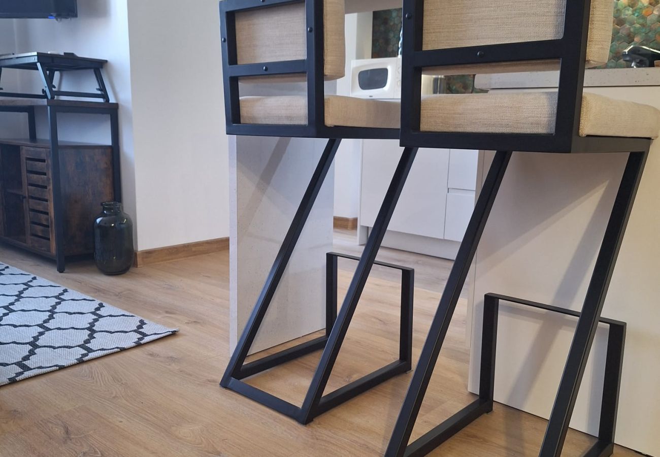 Studio in Kraków - Cozy studio with A/C for couples, Jewish District Old Town, Wiślisko 