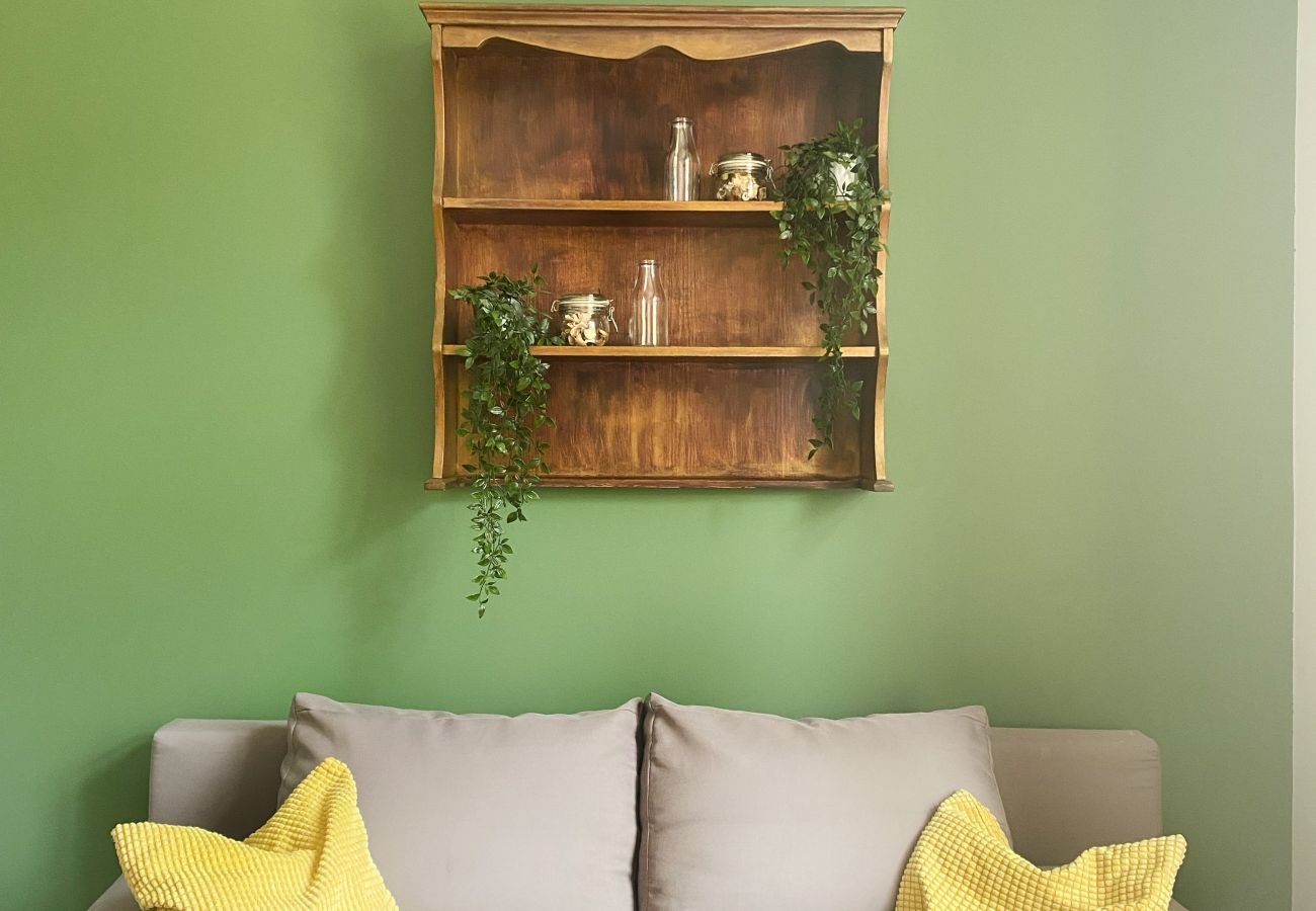 Ferienwohnung in Kraków - Large Apartment 89m2 with 3 bedrooms and 2 bathrooms, Piłsudskiego
