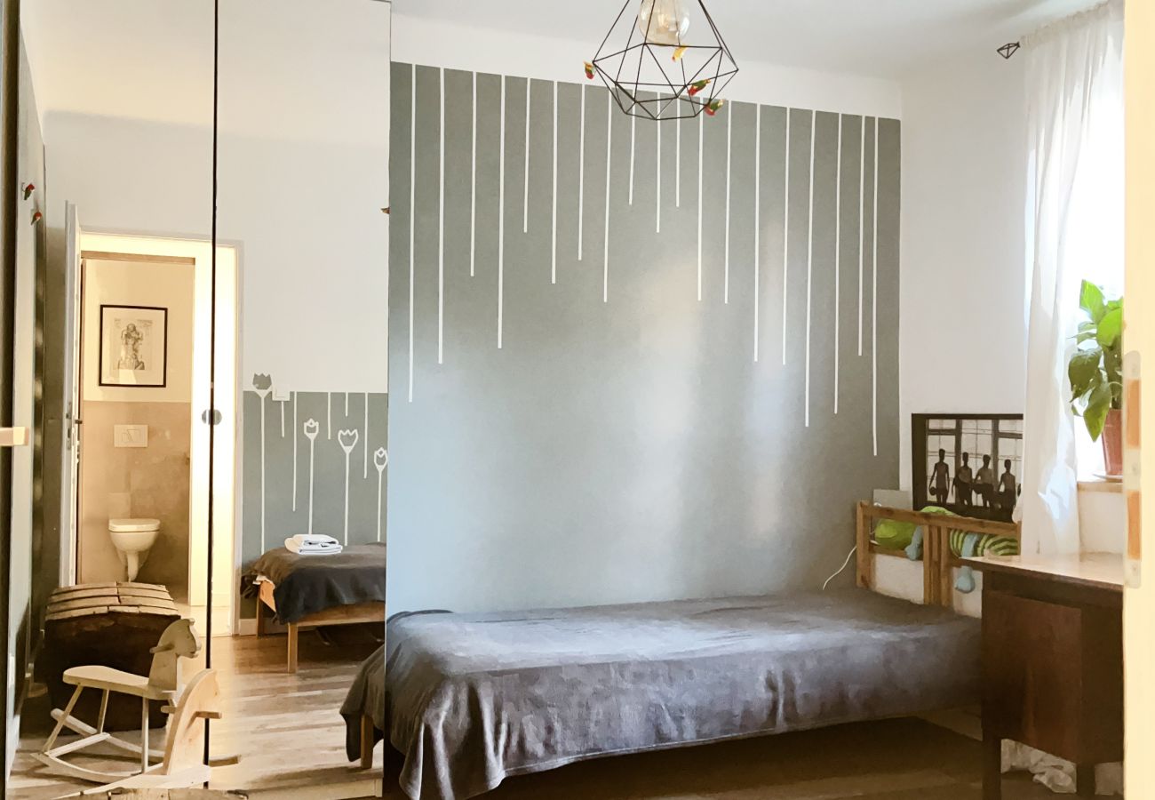 Ferienwohnung in Kraków - Large Apartment 74m2 for 6 guests with 3 bedrooms, Dunin-Wąsowicza