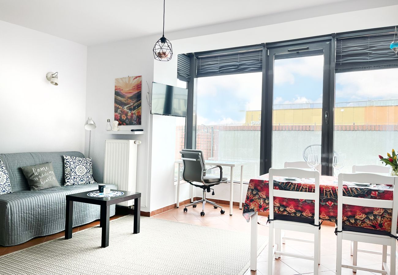 Studio in Kraków - Apartment with bedroom next to main station, Szlak