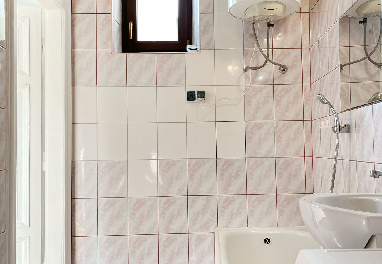 Ferienwohnung in Kraków - Apartment with kitchen in the heart of Krakow, Szpitalna