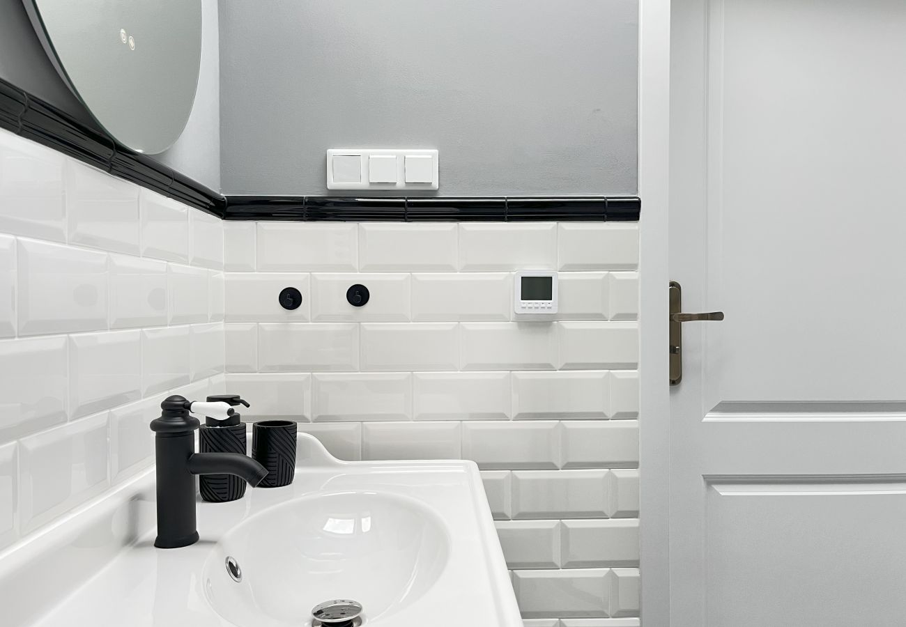 Studio in Kraków - Studio Premium with A/C for 2 people, Grodzka