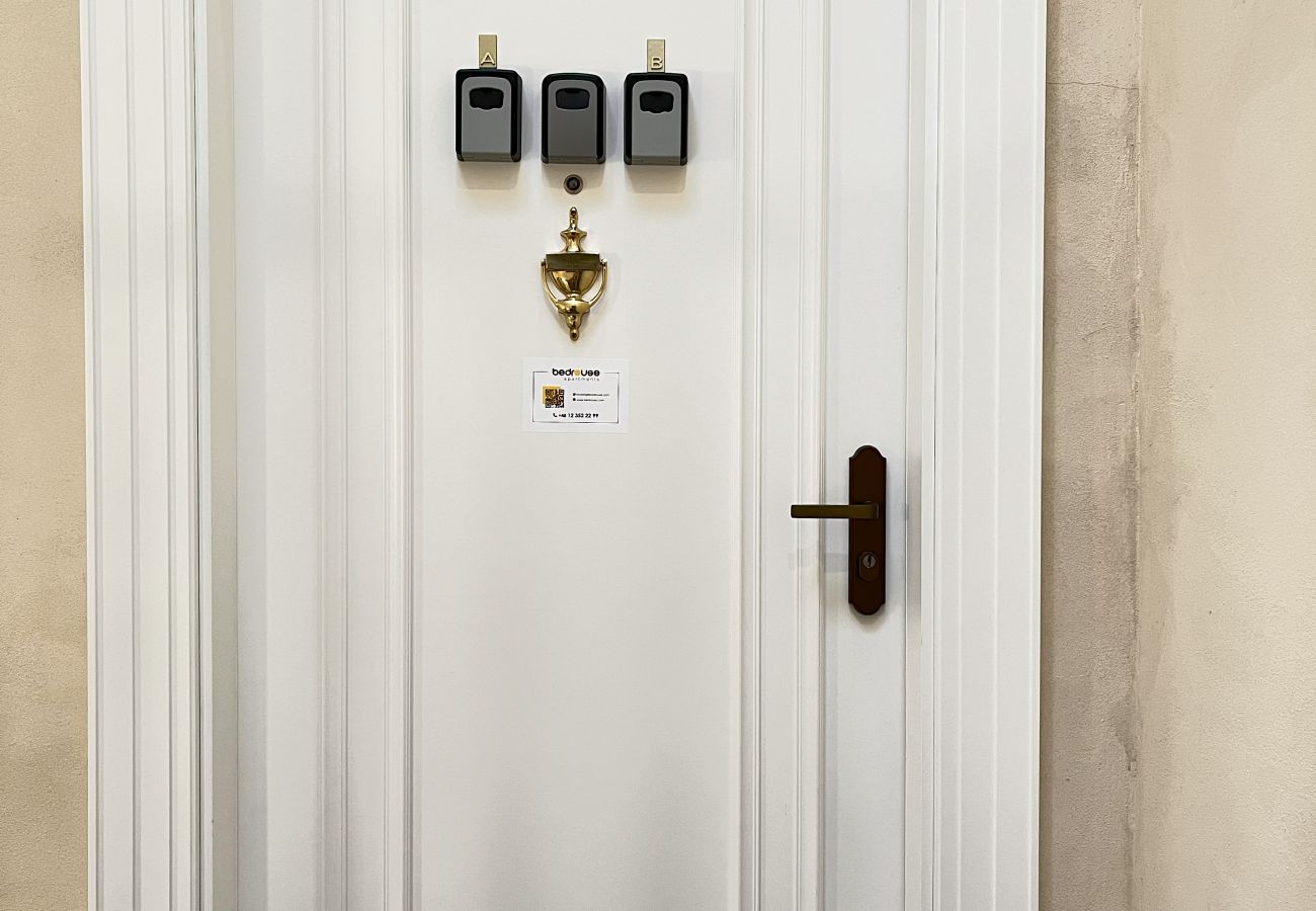 Studio in Kraków - Studio Premium with A/C for 2 people, Grodzka