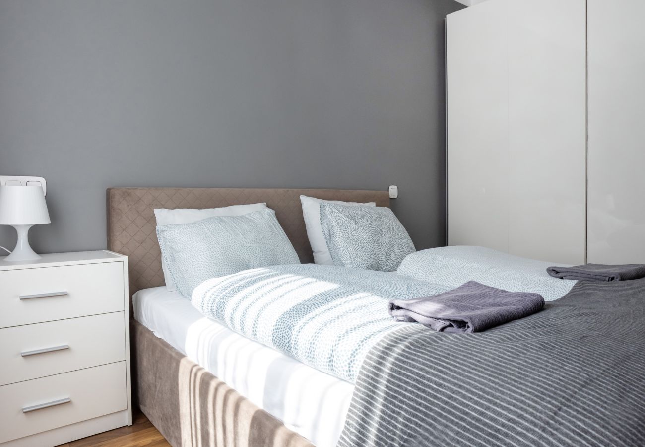 Ferienwohnung in Kraków - Beautiful Apartment Avia with balcony in Cracow