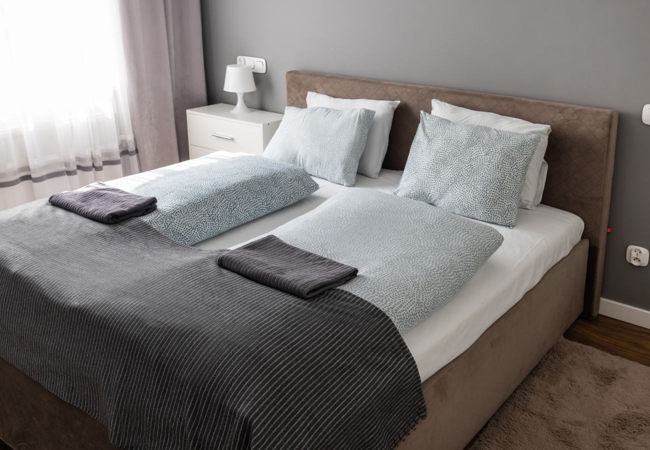 Ferienwohnung in Kraków - Beautiful Apartment Avia with balcony in Cracow