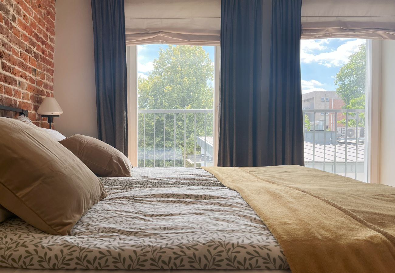Studio in Kraków - Studio for couples with A/C, Vistula Boulevards, Różana