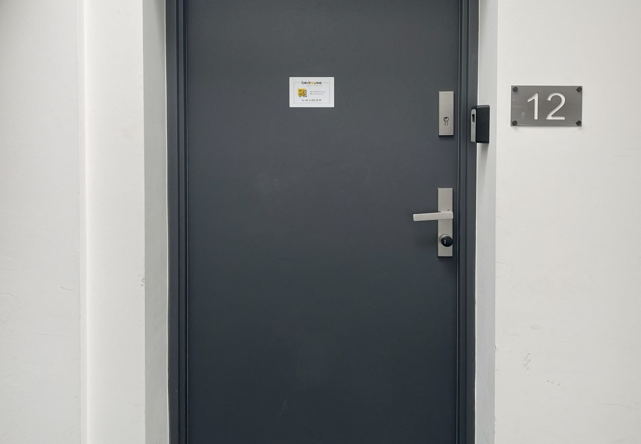 Studio in Kraków - Studio for couples with A/C, Vistula Boulevards, Różana