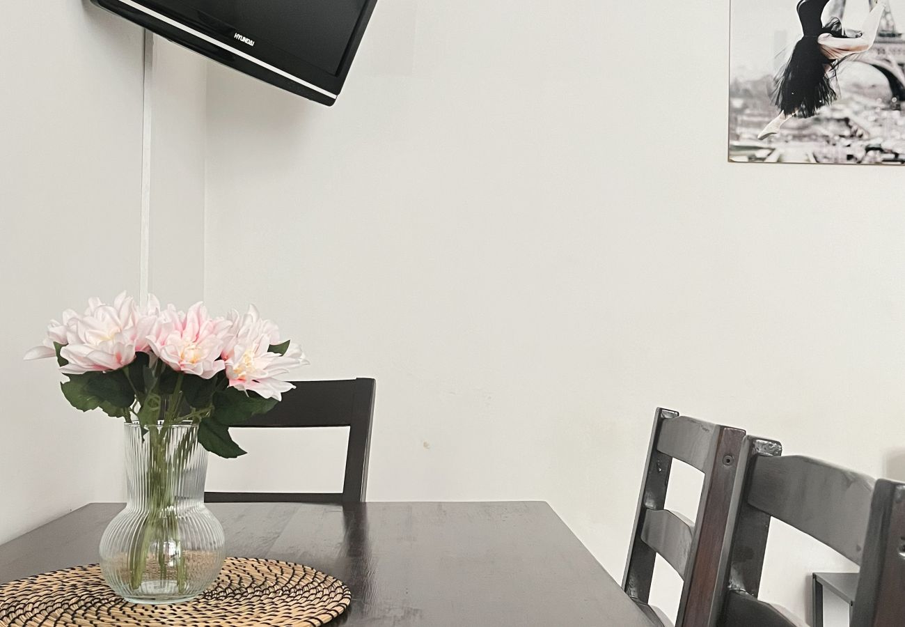 Ferienwohnung in Kraków - Smart Studio for 3 guests 8 min to Main Square, Zyblikiewicza