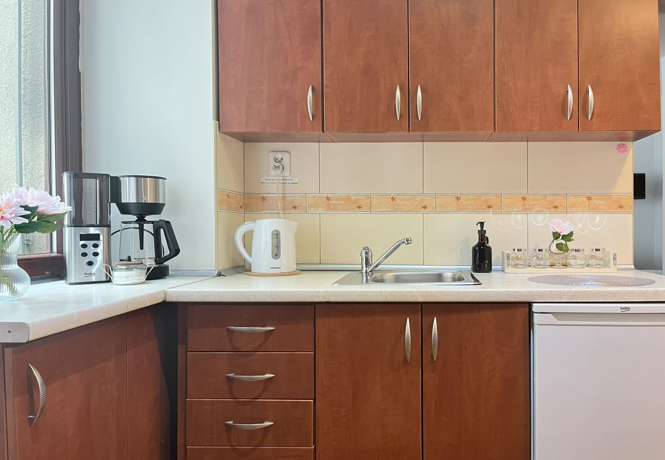 Ferienwohnung in Kraków - Smart Studio for 3 guests 8 min to Main Square, Zyblikiewicza