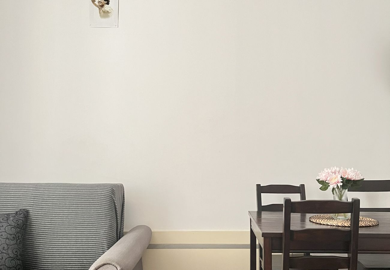 Ferienwohnung in Kraków - Smart Studio for 3 guests 8 min to Main Square, Zyblikiewicza