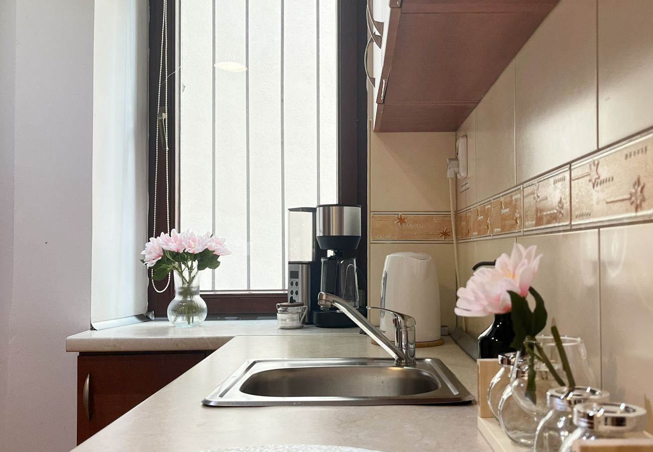 Ferienwohnung in Kraków - Smart Studio for 3 guests 8 min to Main Square, Zyblikiewicza