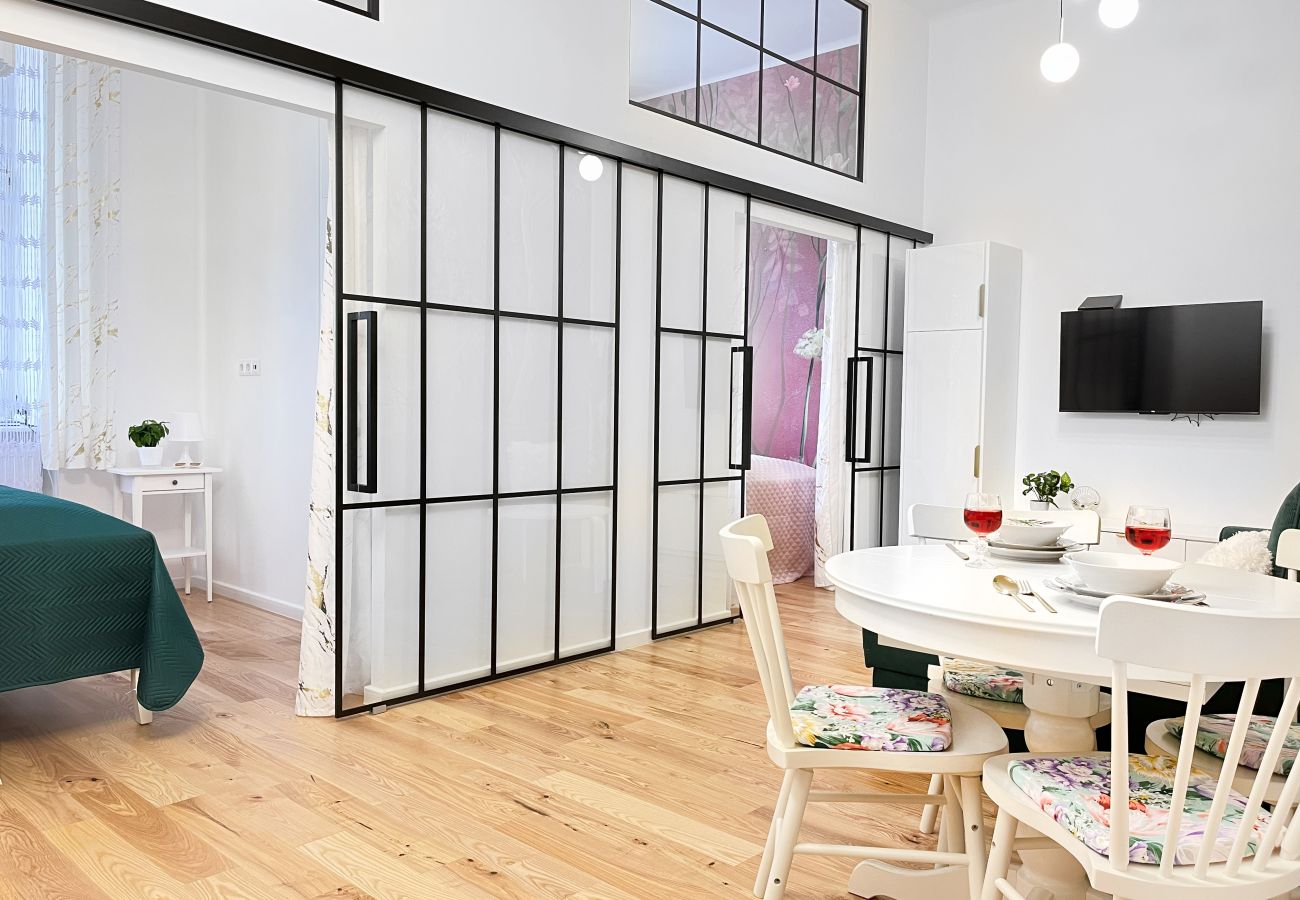 Ferienwohnung in Kraków - Premium & Quiet Apartment next to Main Square, Koletek