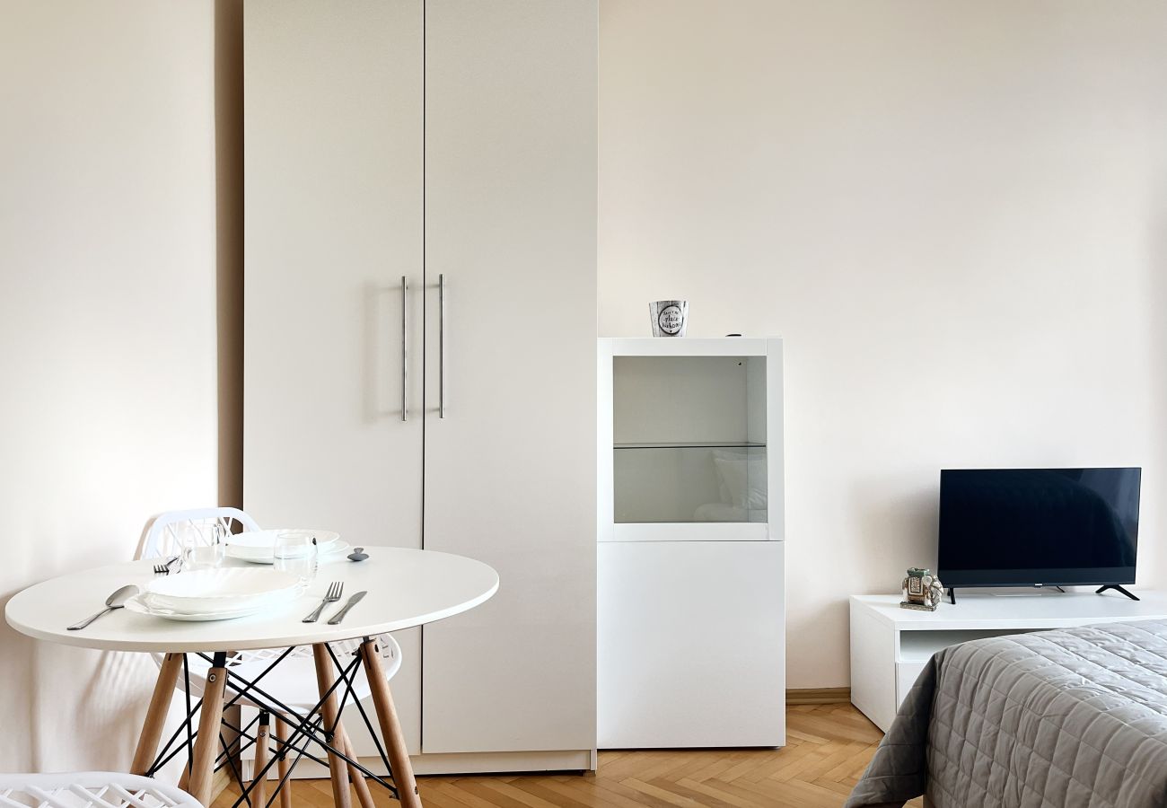 Ferienwohnung in Kraków - Cozy Two Bedrooms Apartment in Cracow City, Centrum B