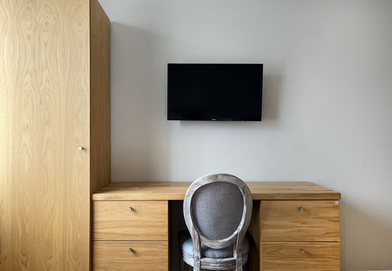 Ferienwohnung in Kraków - 3-room Premium Apartment for 6 guests city center, Beliny Prażmowskiego