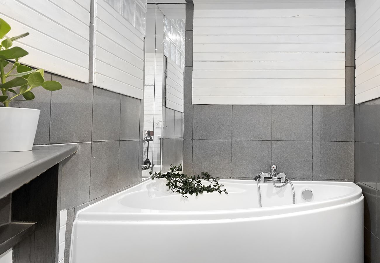 Ferienwohnung in Kraków - Spacious Apartment for 12 guest in Cracow Old Town, Sarego