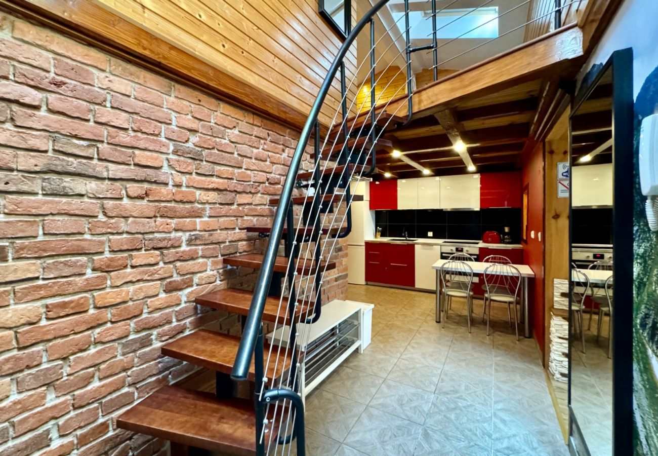 Ferienwohnung in Kraków - Apartment for 5 guests in heart of Old Town Cracow, Miodowa 19