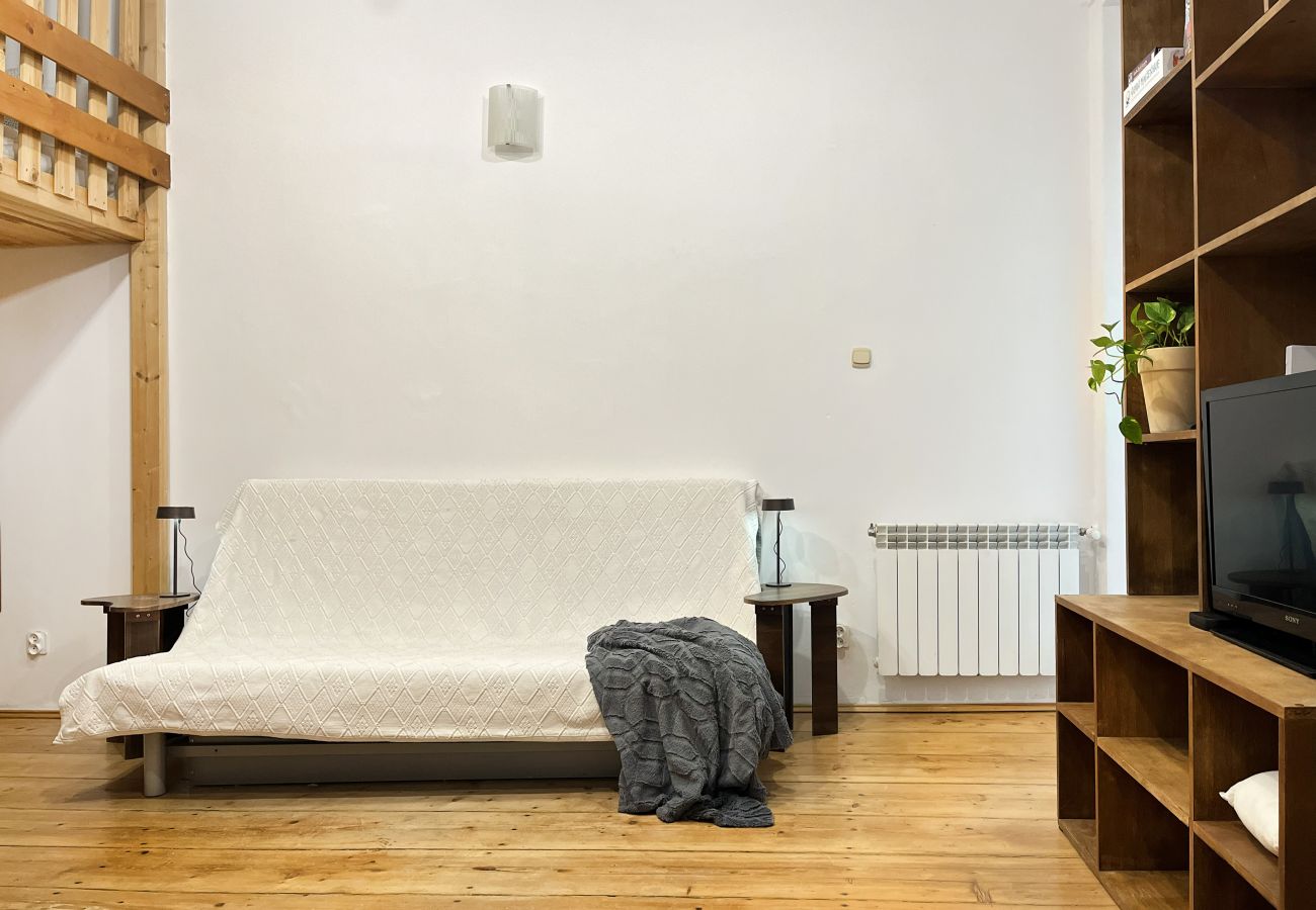 Studio in Kraków - Apartment for 4 guests in historic Cracow Podgórze, Zamoyskiego 