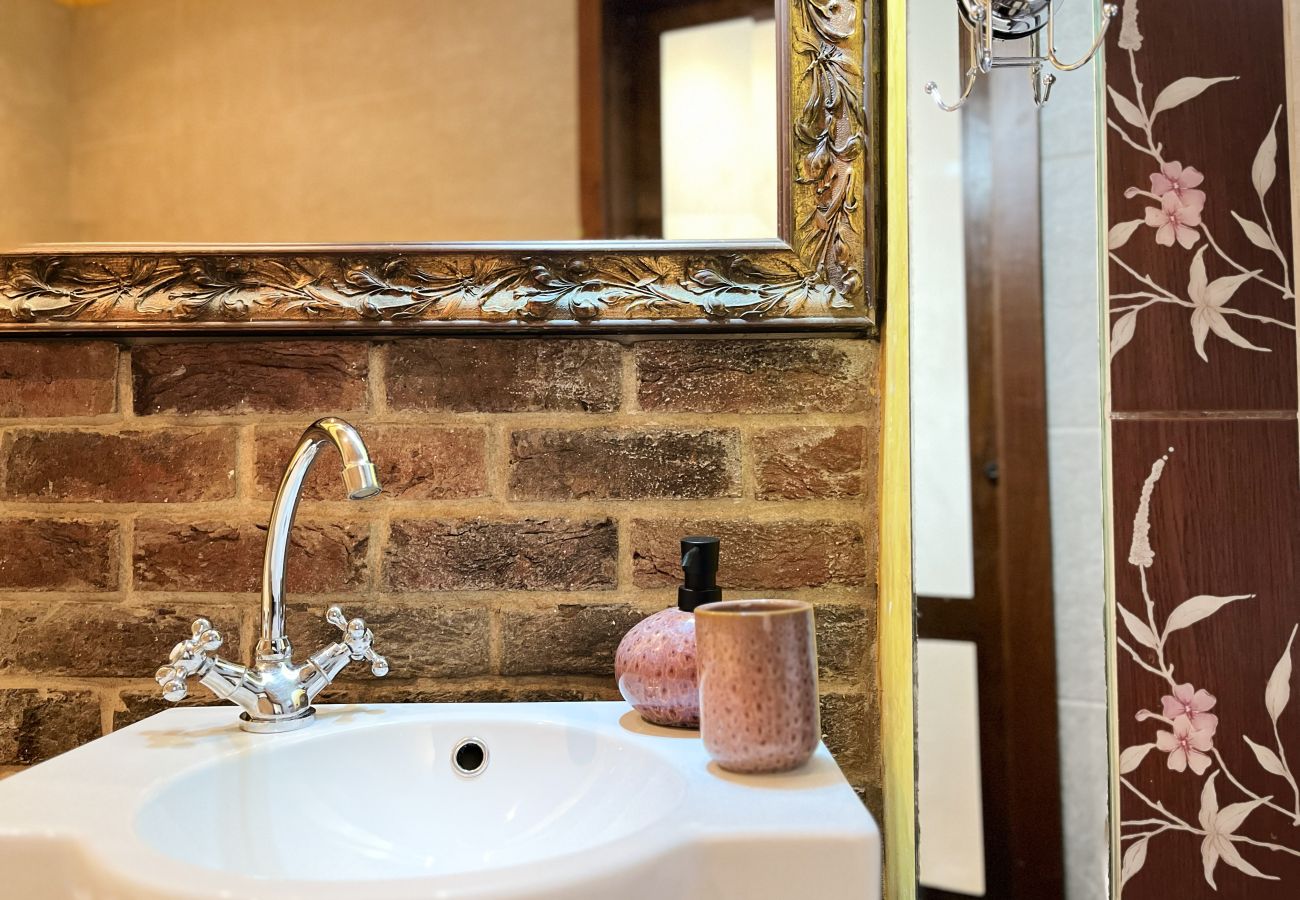 Studio in Kraków - Apartment for 4 guests in historic Cracow Podgórze, Zamoyskiego 