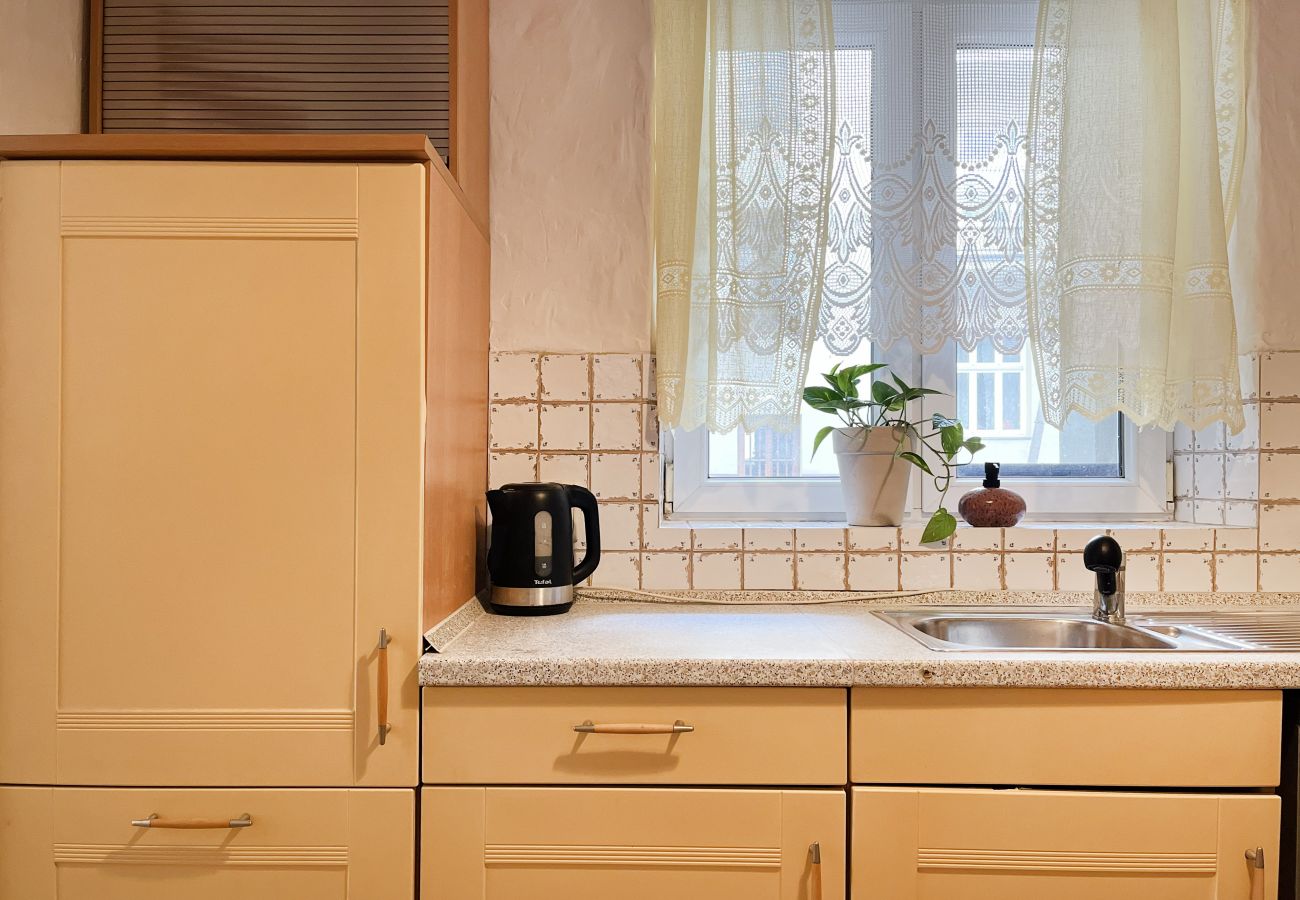 Studio in Kraków - Apartment for 4 guests in historic Cracow Podgórze, Zamoyskiego 