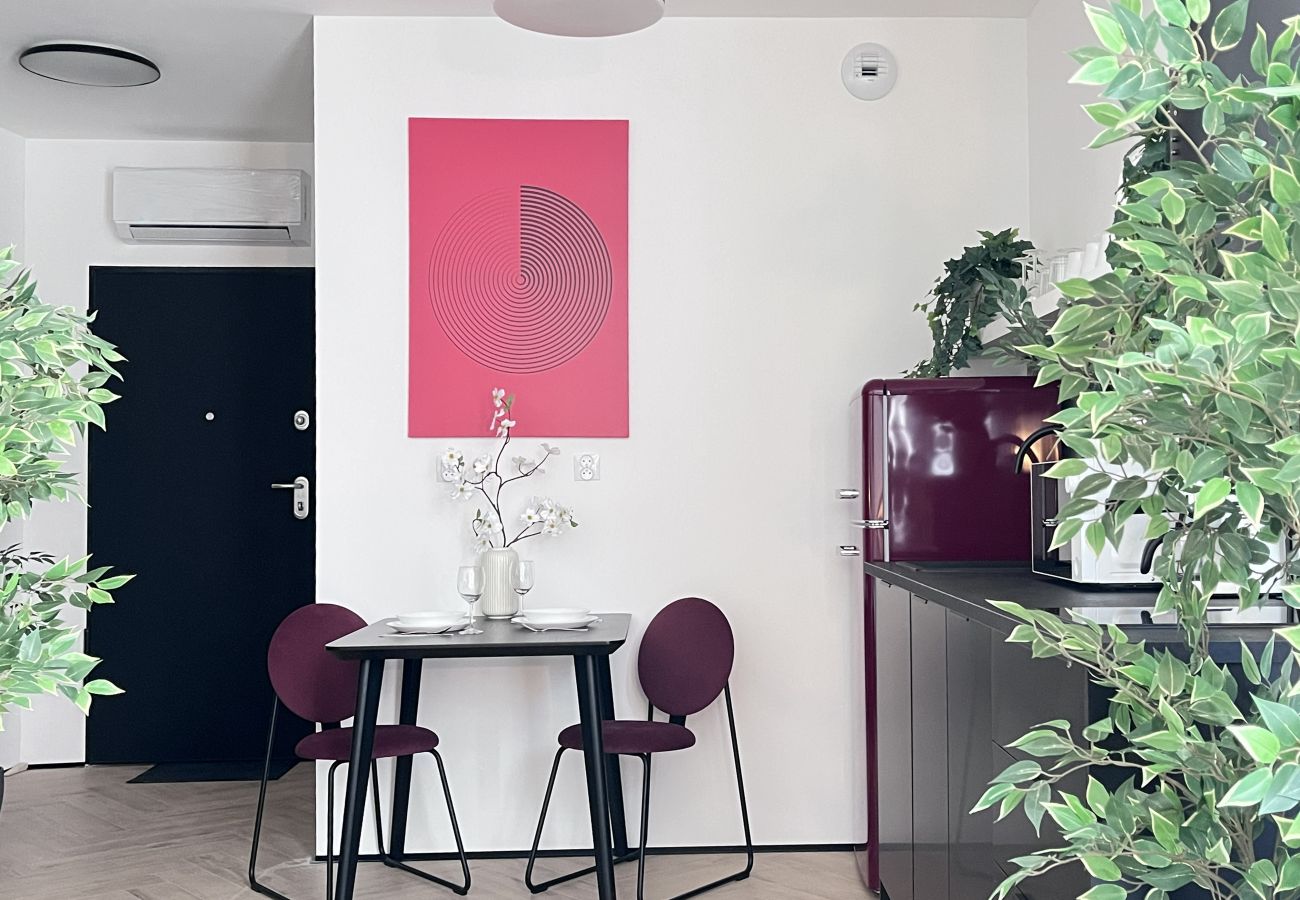 Studio in Kraków - Premium Studio with A/C, Cracow city center, Dąbrowskiego