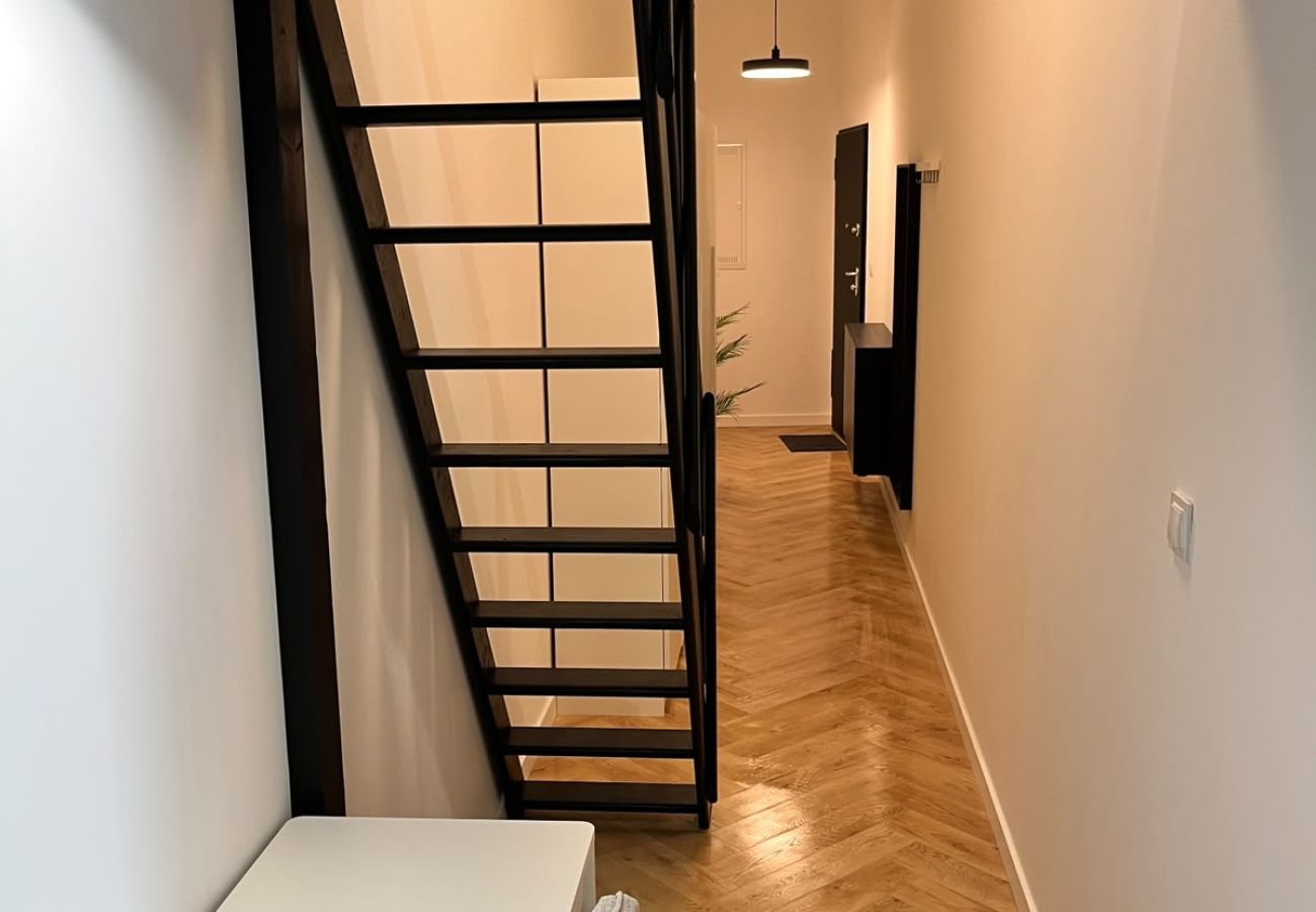 Studio in Kraków - Dąbrowskiego 12