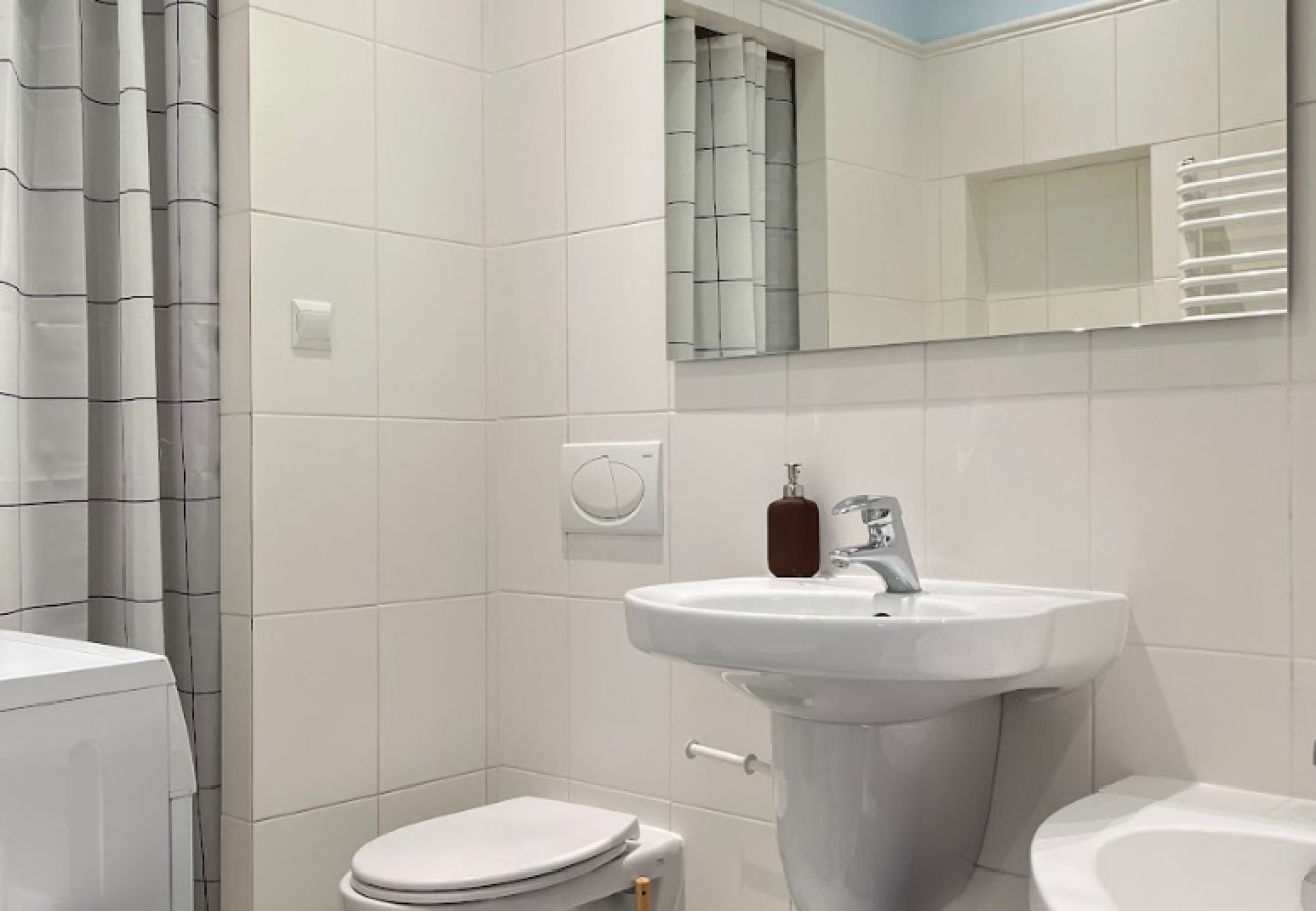 Ferienwohnung in Kraków - Cozy Apartment for 6 guests in the city Center, Felicjanek