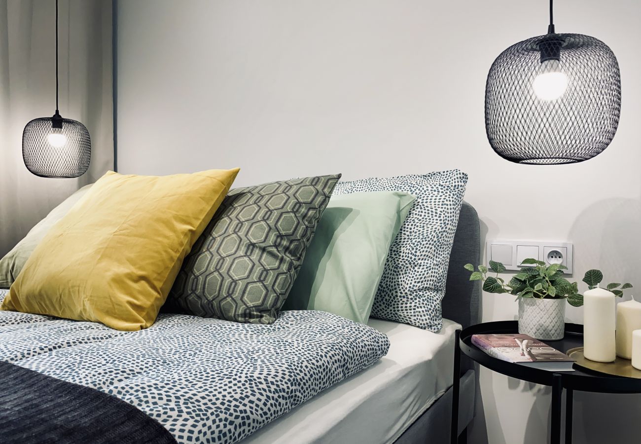 Apartment in Kraków - Apartment next to Vistula Boulevards & Cracow Eye, Barska