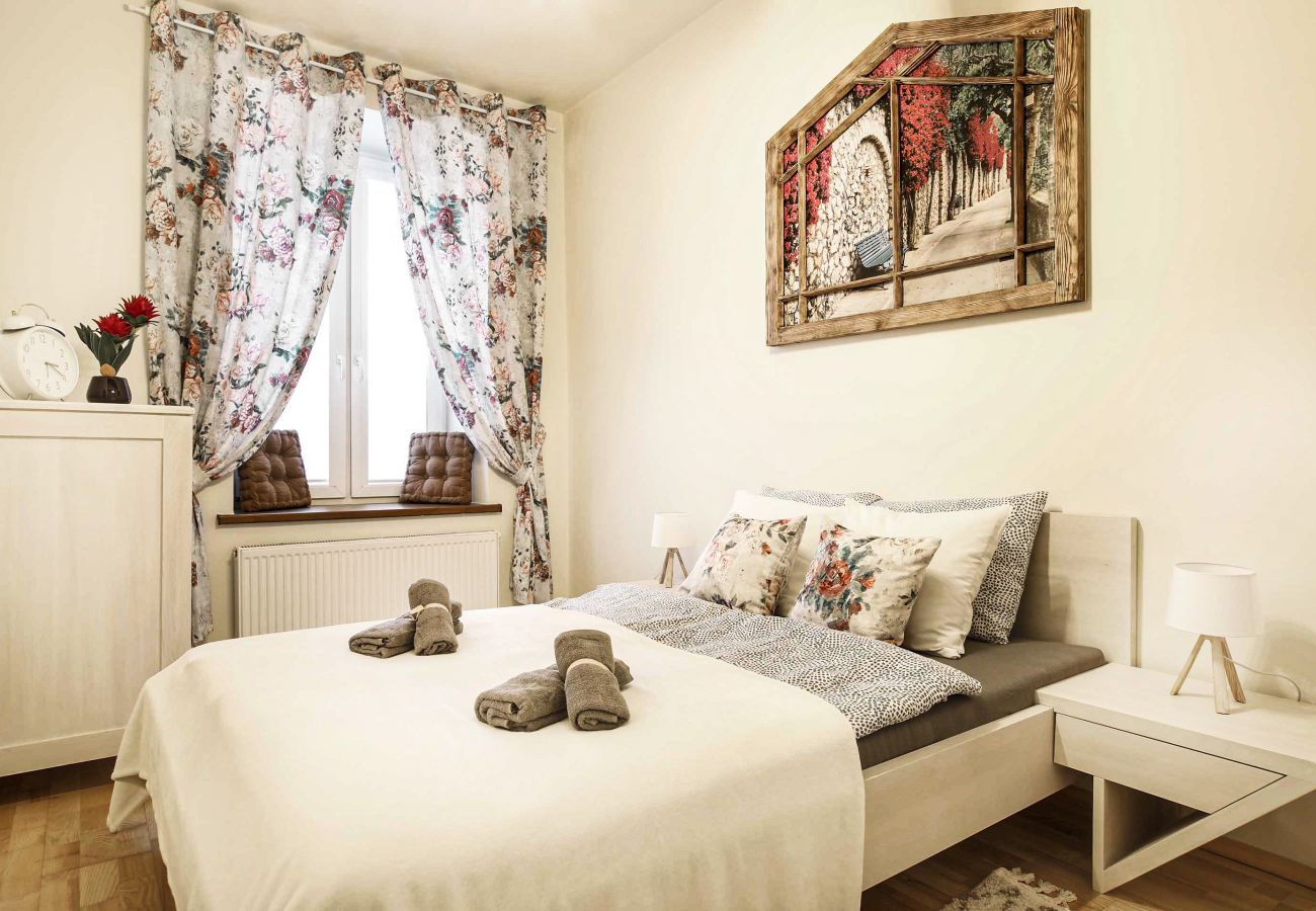 Apartment in Kraków - 2-bedroom Apartment,  heart of Jewish District, Nowa
