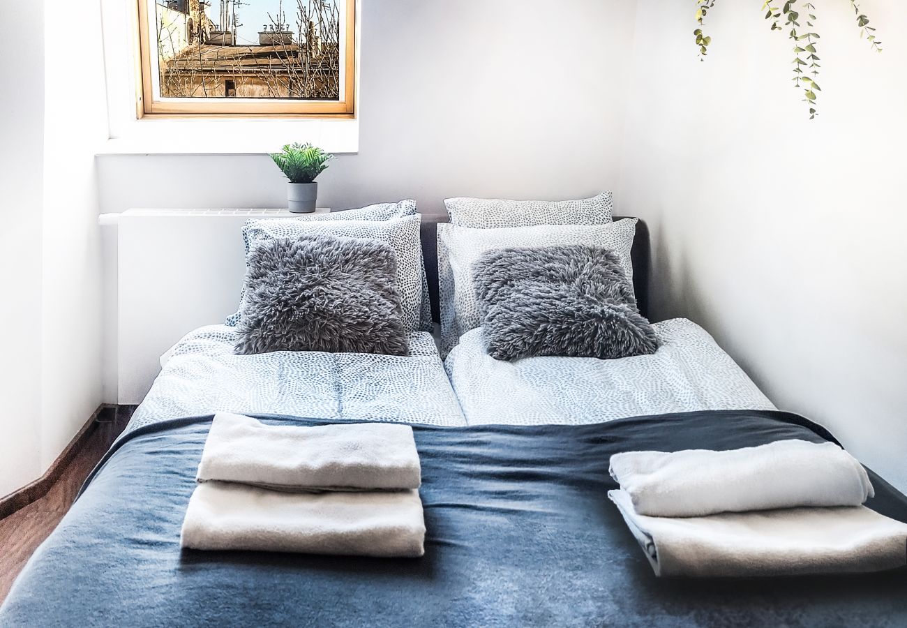 Apartment in Kraków - Charming Apartment for couples in the city center, Czarnowiejska