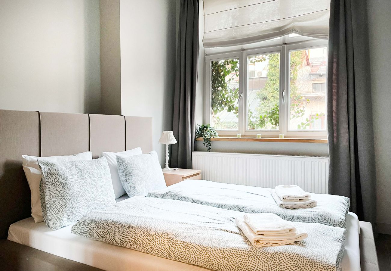 Apartment in Kraków - Welcoming Apartment with bedroom, Świętego Jana