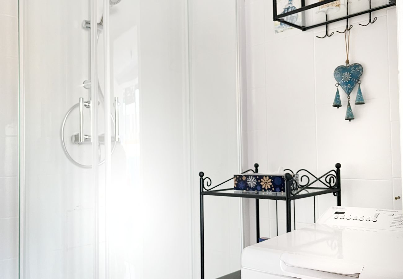 Studio in Kraków - Apartment with bedroom next to main station, Szlak