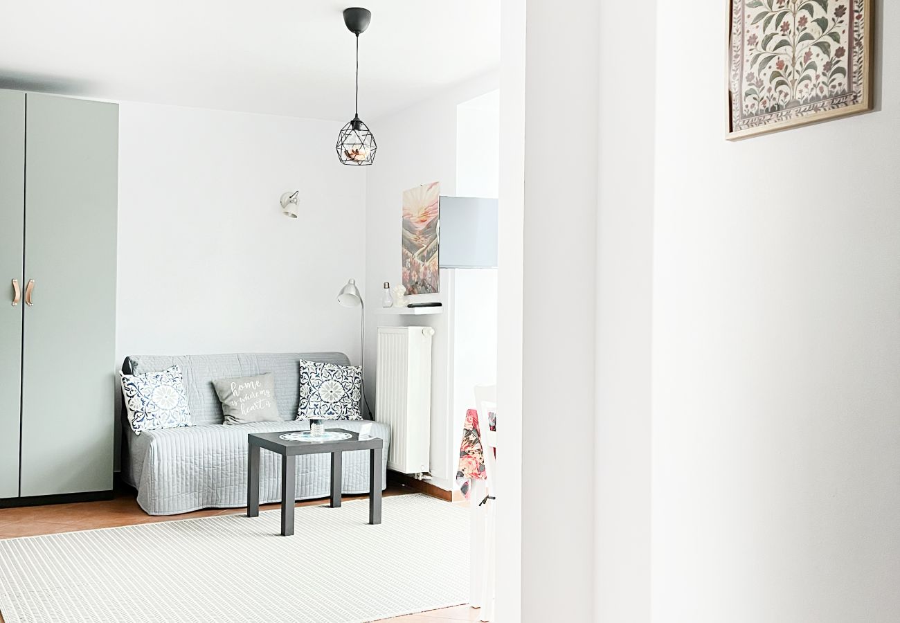 Studio in Kraków - Apartment with bedroom next to main station, Szlak