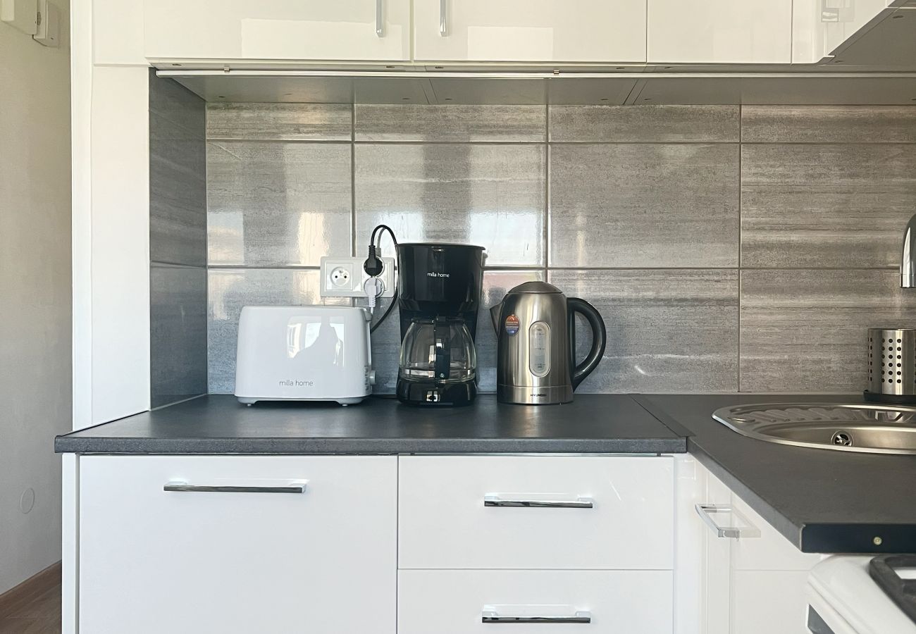 Apartment in Kraków - Apartment with kitchen in the heart of Krakow, Janowa Wola