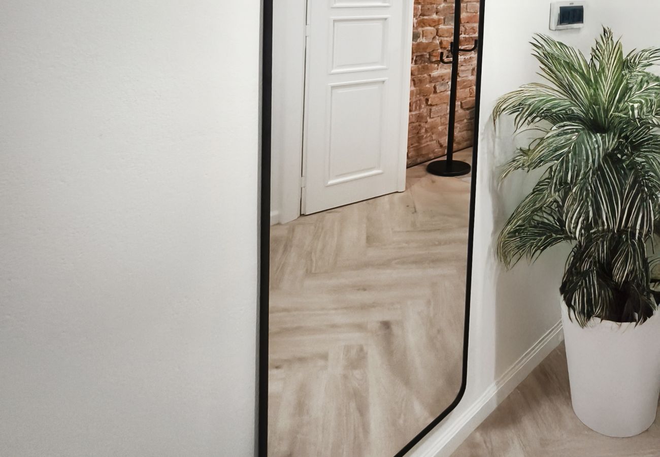 Studio in Kraków - Studio Premium with A/C for couples, Main Square, Grodzka
