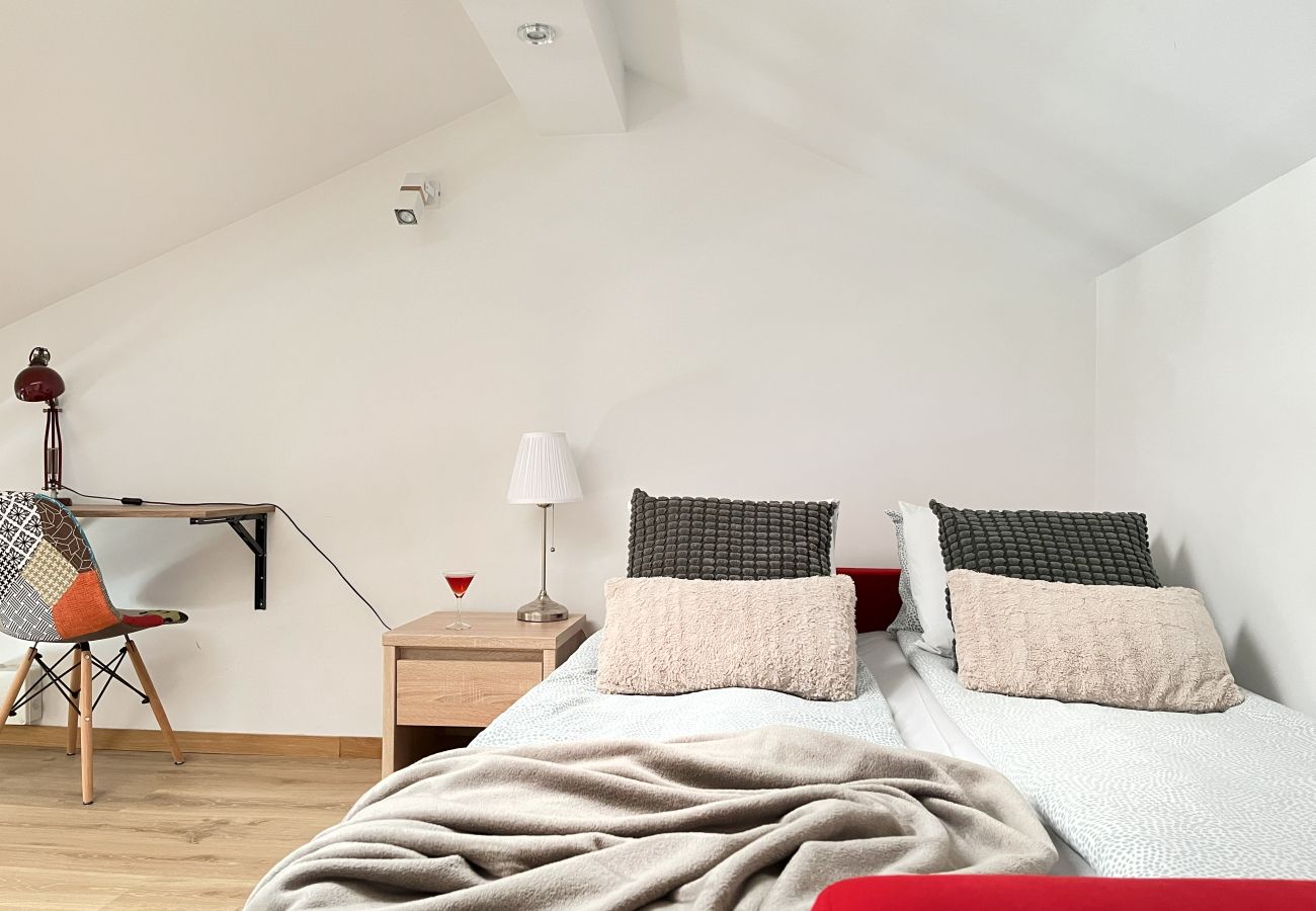 Apartment in Kraków - Modern Apartment next to the Vistula Boulevards, Stachowicza