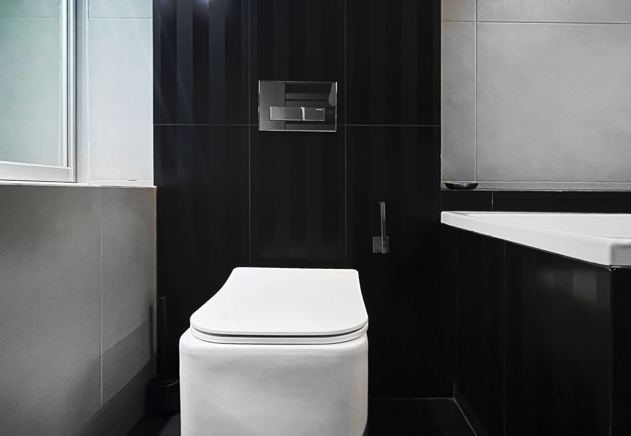 Apartment in Kraków - Apartment with A/C and parking , Zakrzówek Lake, Pychowicka