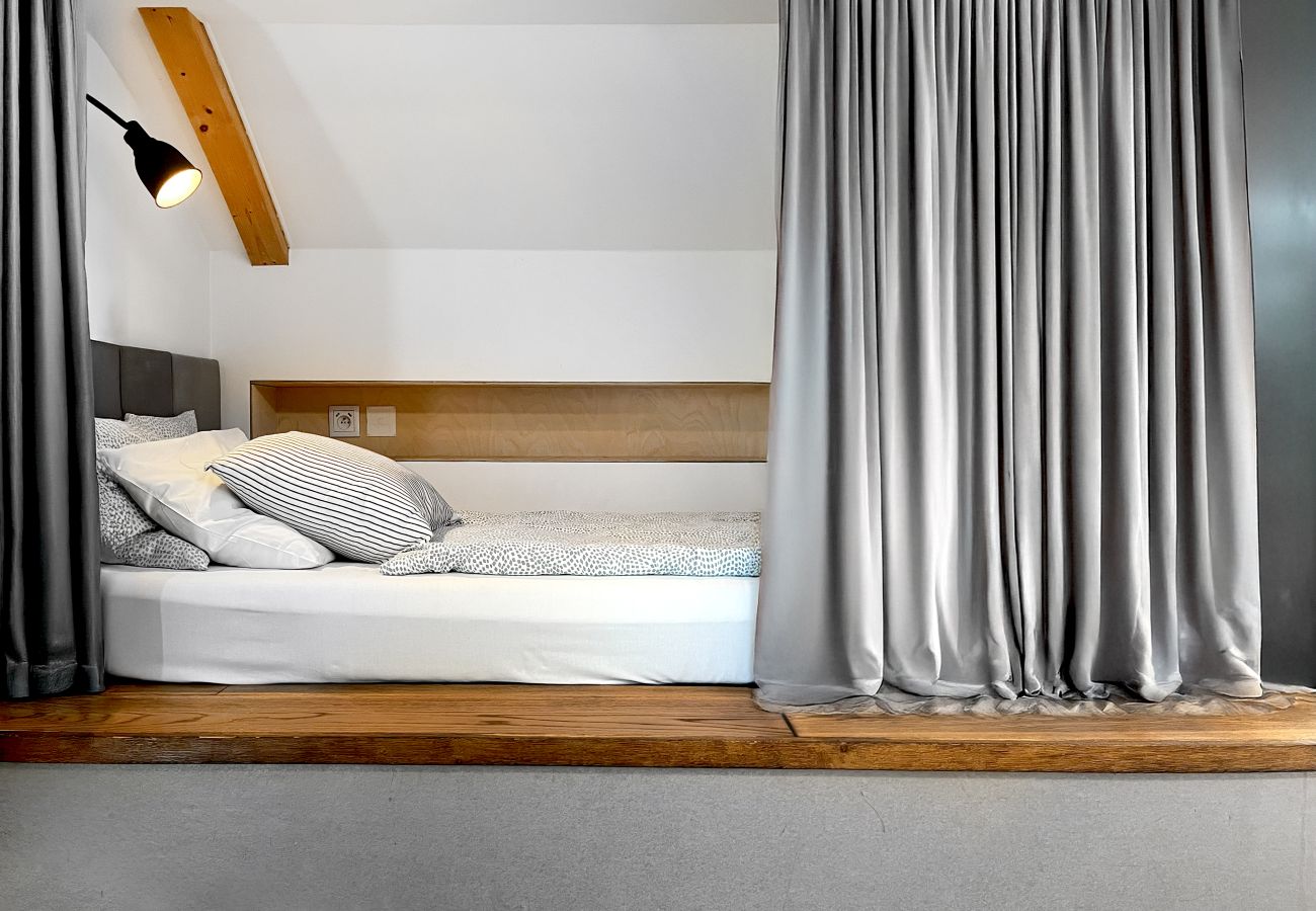 Apartment in Kraków - Apartment with A/C and parking , Zakrzówek Lake, Pychowicka
