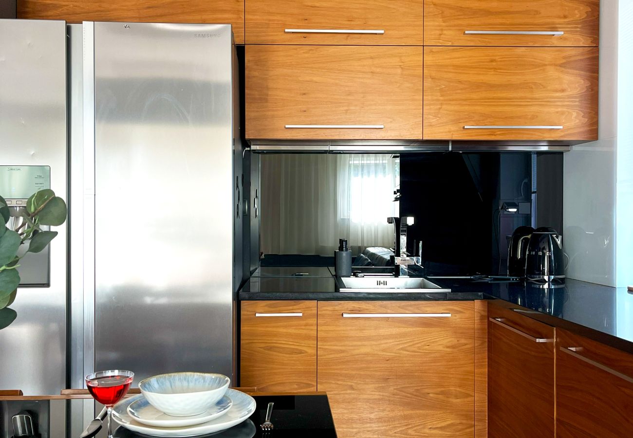 Apartment in Kraków - Apartment with A/C and parking , Zakrzówek Lake, Pychowicka