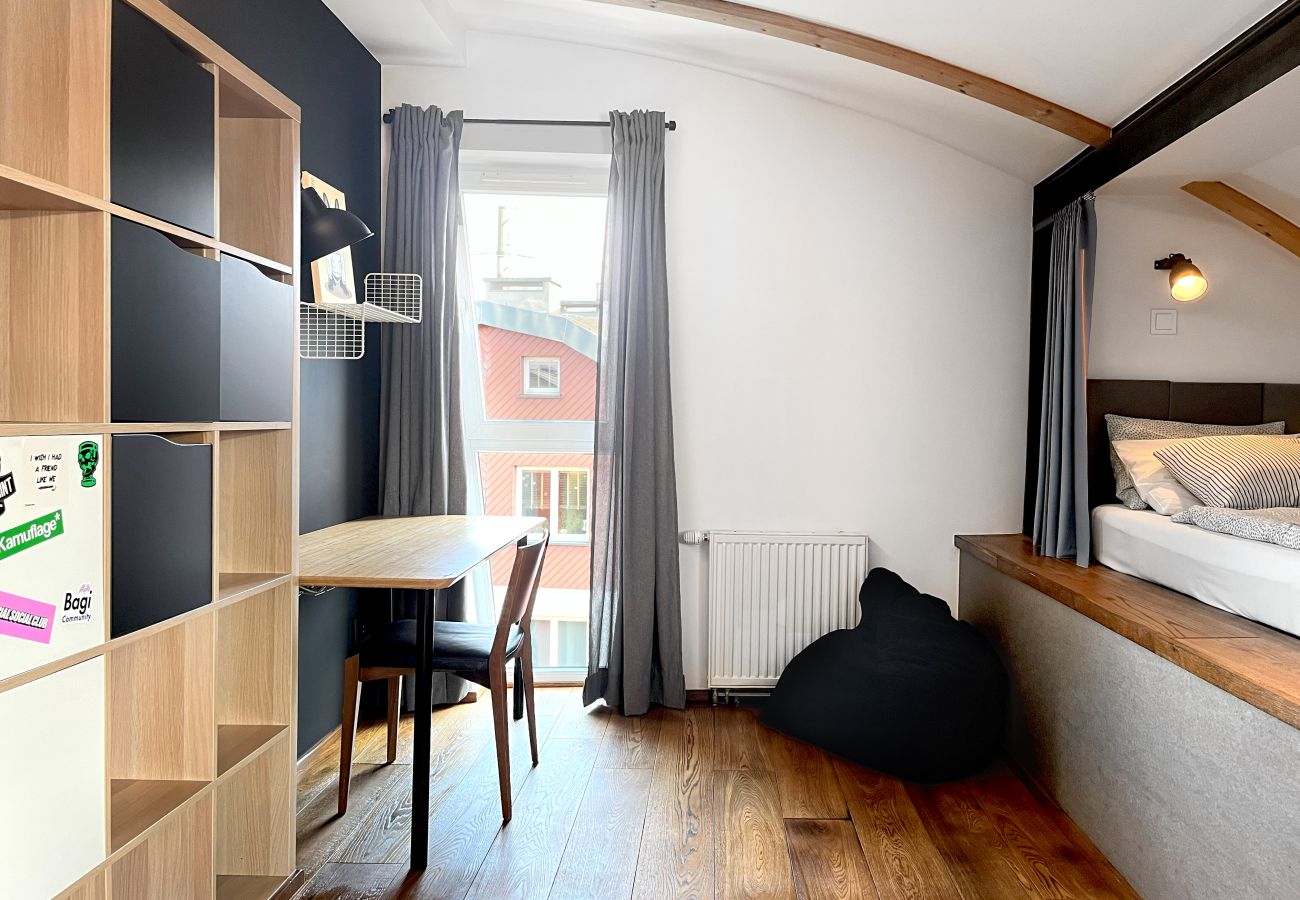 Apartment in Kraków - Apartment with A/C and parking , Zakrzówek Lake, Pychowicka