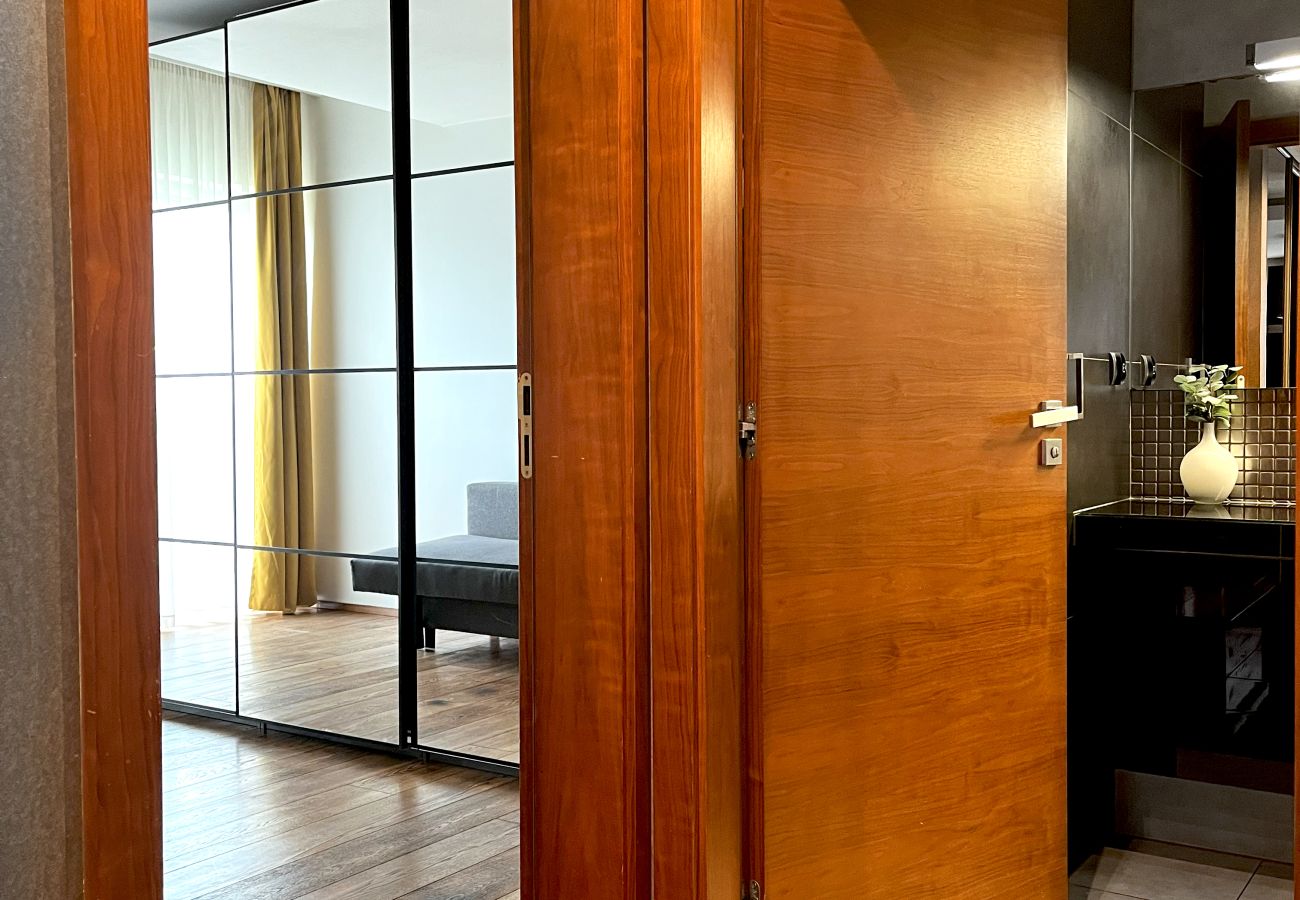Apartment in Kraków - Apartment with A/C and parking , Zakrzówek Lake, Pychowicka