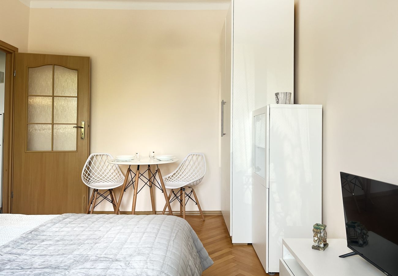 Apartment in Kraków - Cozy Two Bedrooms Apartment in Cracow City, Centrum B