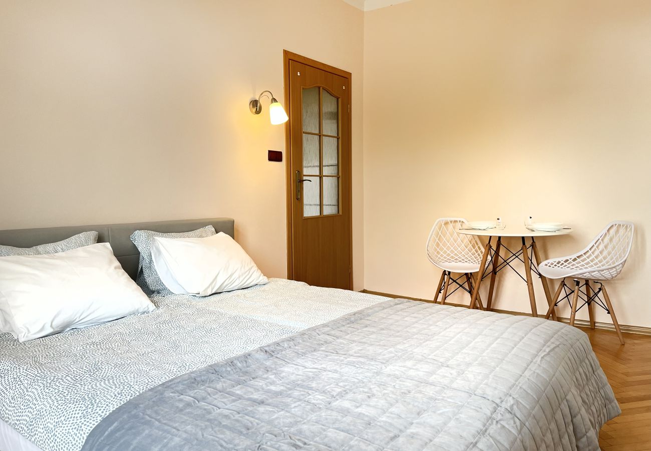 Apartment in Kraków - Cozy Two Bedrooms Apartment in Cracow City, Centrum B