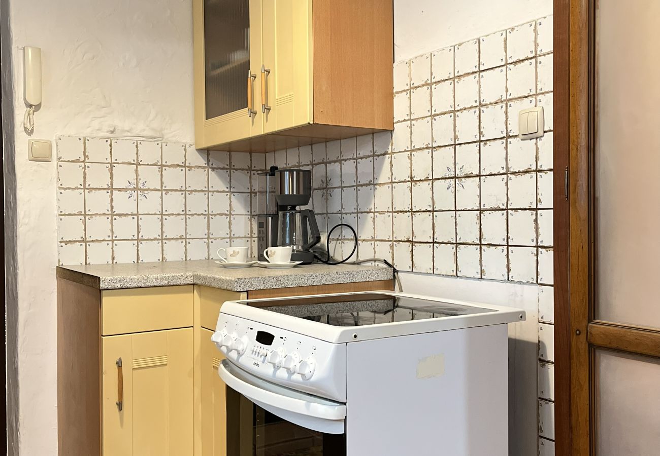 Studio in Kraków - Apartment for 4 guests in historic Cracow Podgórze, Zamoyskiego 