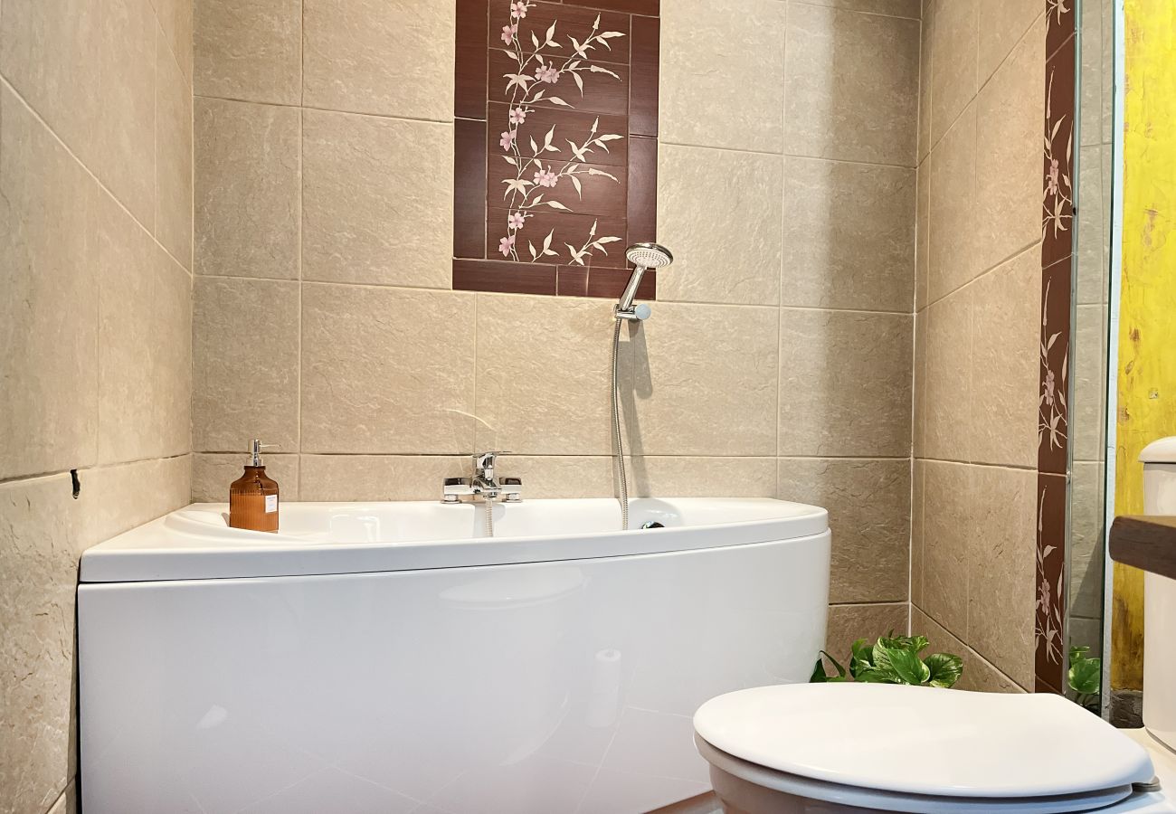 Studio in Kraków - Apartment for 4 guests in historic Cracow Podgórze, Zamoyskiego 