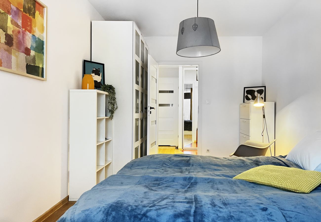 Apartment in Kraków - Premium Apartment with Balcony & AC | Zabłocie, Przemysłowa