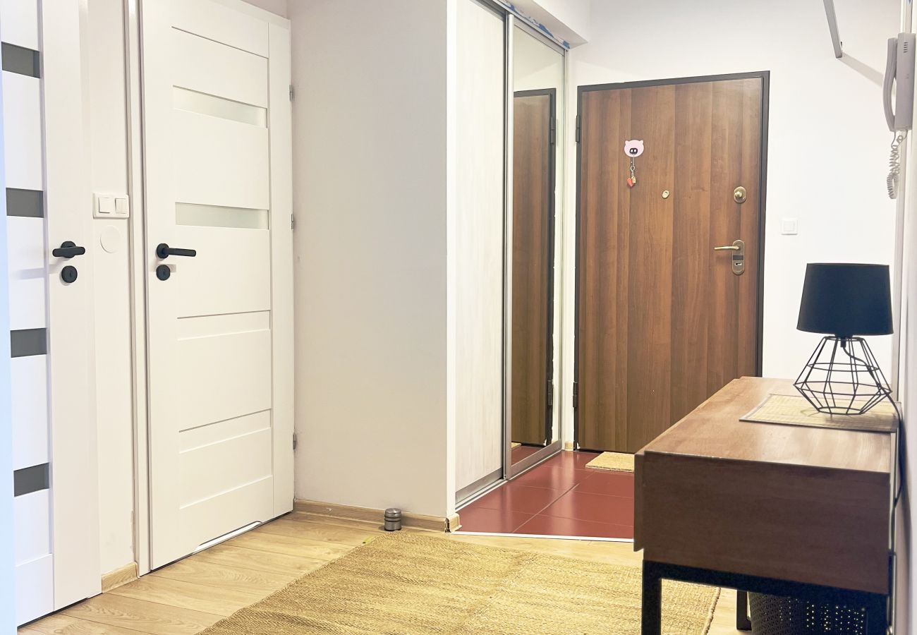 Apartment in Kraków - Premium Apartment with Balcony & AC | Zabłocie, Przemysłowa