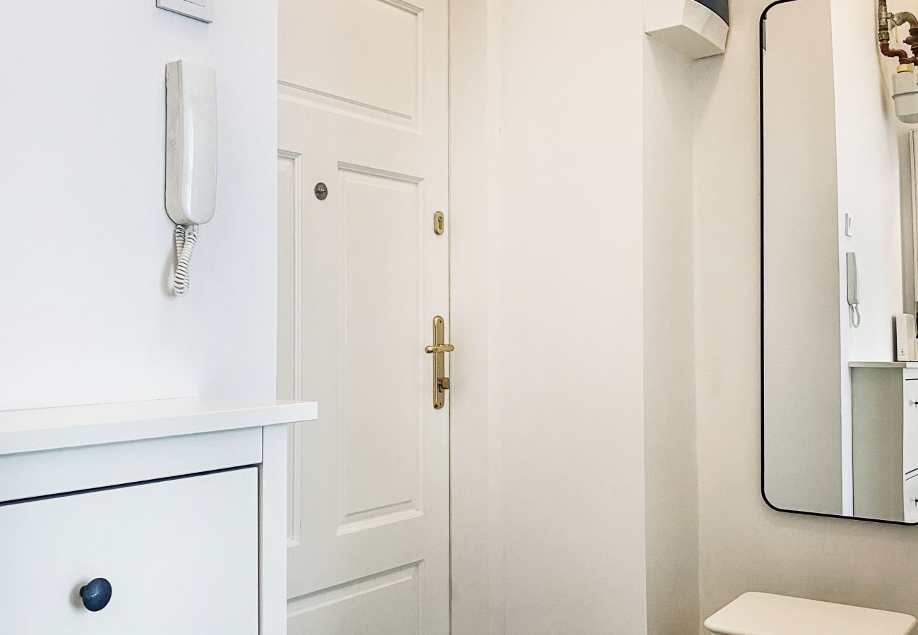 Apartament w Kraków - Apartament z dwoma sypialniami na Starym Mieście, Siemiradzkiego 