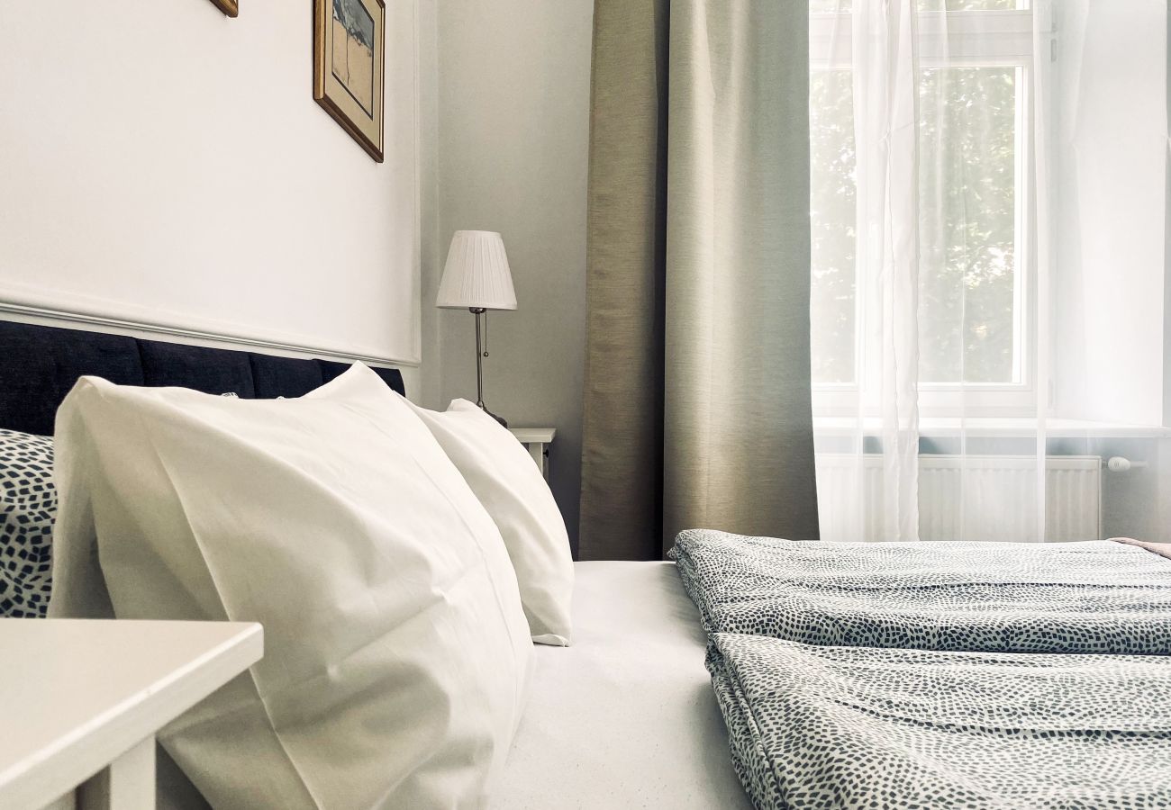 Apartament w Kraków - Apartament z dwoma sypialniami na Starym Mieście, Siemiradzkiego 